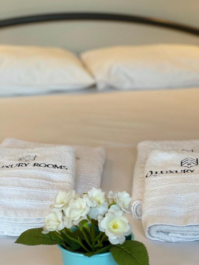 Q Luxury Perea Center